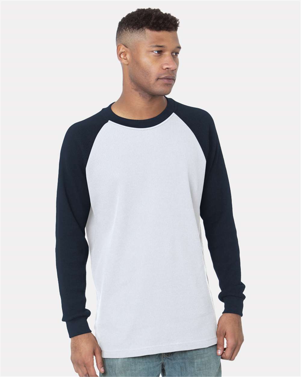 #colormdl_White/ Navy
