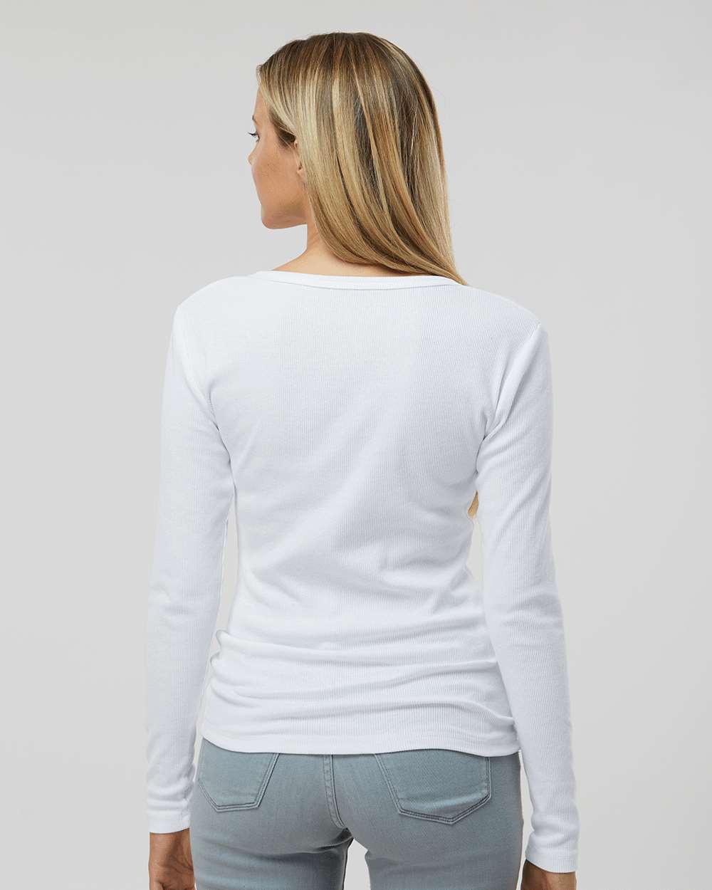 #colormdl_White