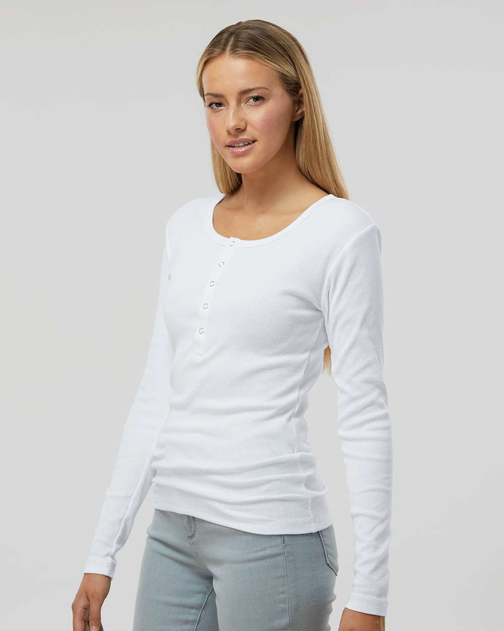 #colormdl_White