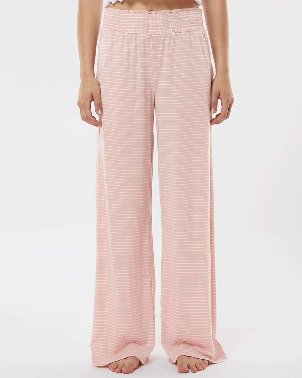 #colormdl_Blush/ White