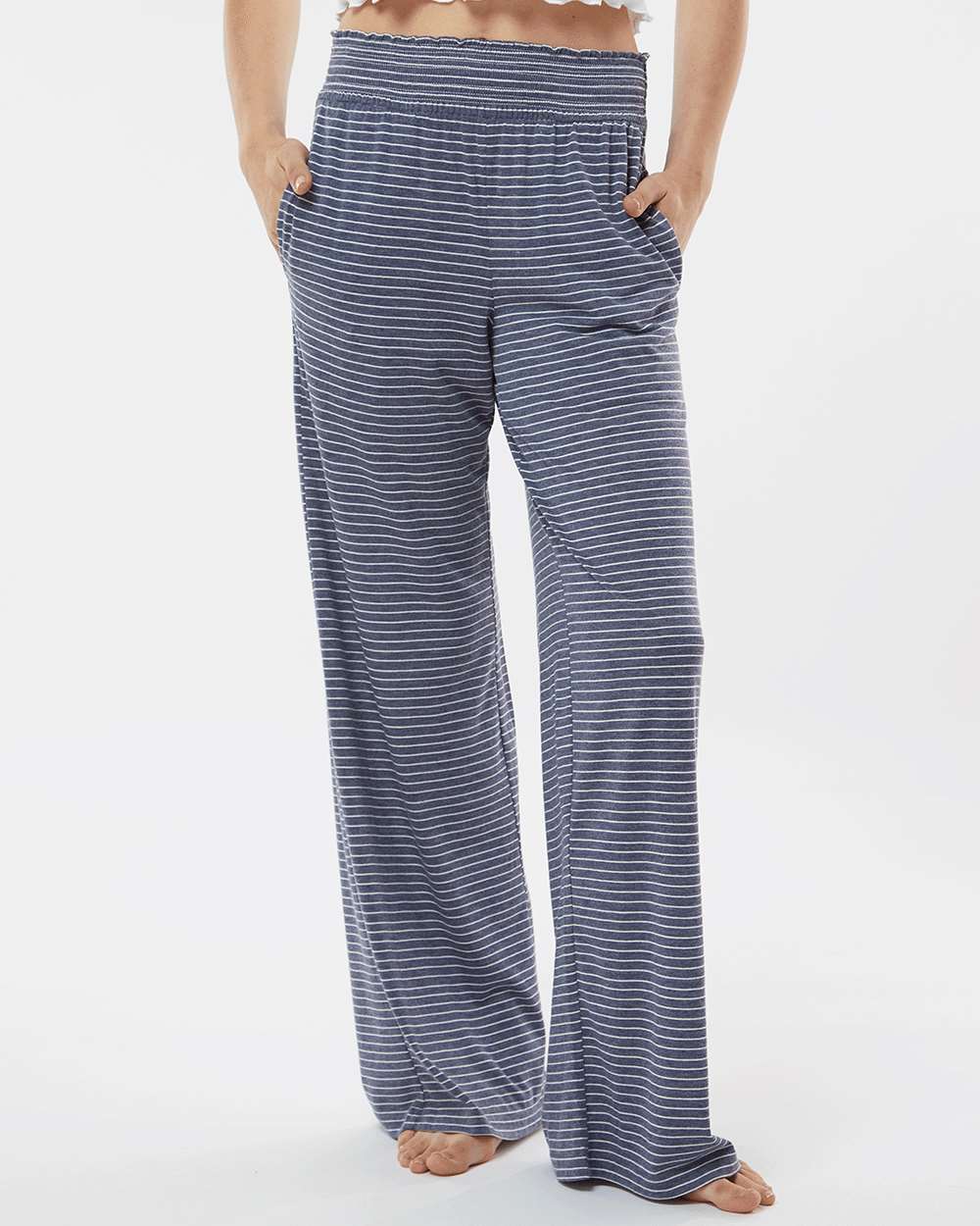 #colormdl_Navy/ White