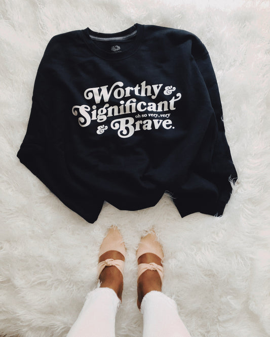 Discover The 5 Best Pullover Sweatshirt Trends For Fall 2021!