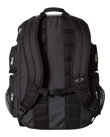 Oakley 30L Enduro 2.0 Backpack 921012ODM #color_Blackout