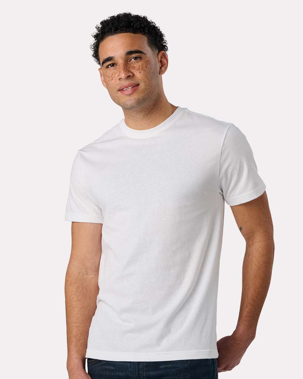 #colormdl_White