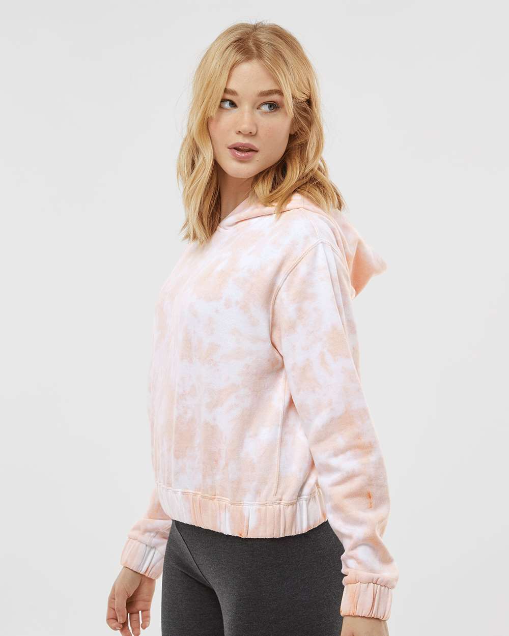 #colormdl_Cameo Pink