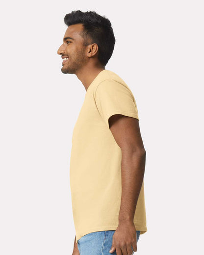 Gildan Unisex Ultra Cotton® T-Shirt 2000 #colormdl_Vegas Gold