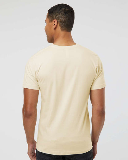 LAT Unisex Fine Jersey Tee 6901 #colormdl_Natural