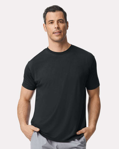 Gildan Unisex Performance® T-Shirt 42000 #colormdl_Black