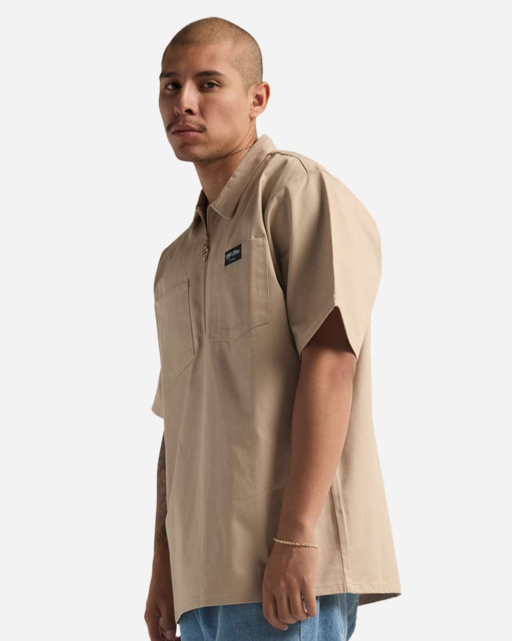 #colormdl_Khaki