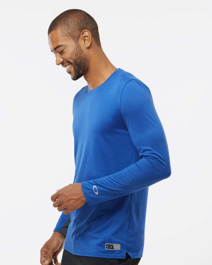 Oakley Men's Team Issue Hydrolix Long Sleeve T-Shirt FOA402992 #colormdl_Team Royal