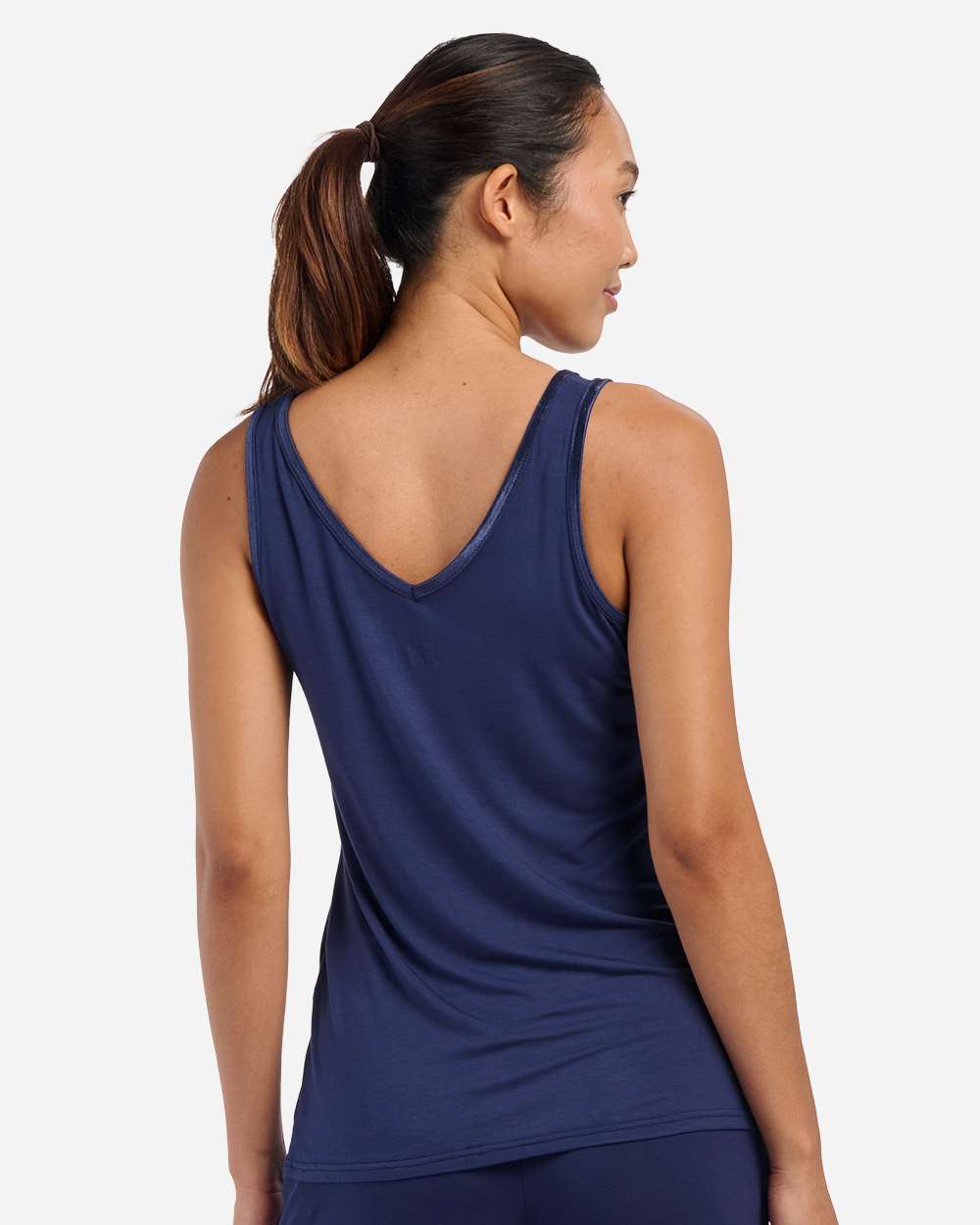 #colormdl_Navy