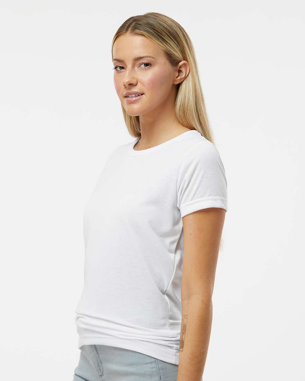 #colormdl_White